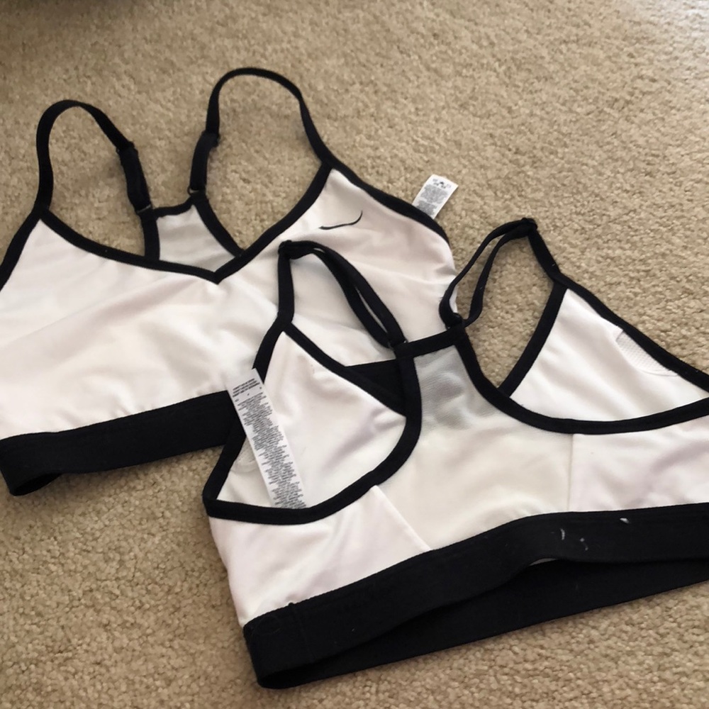 Girls Nike Sports Tops!